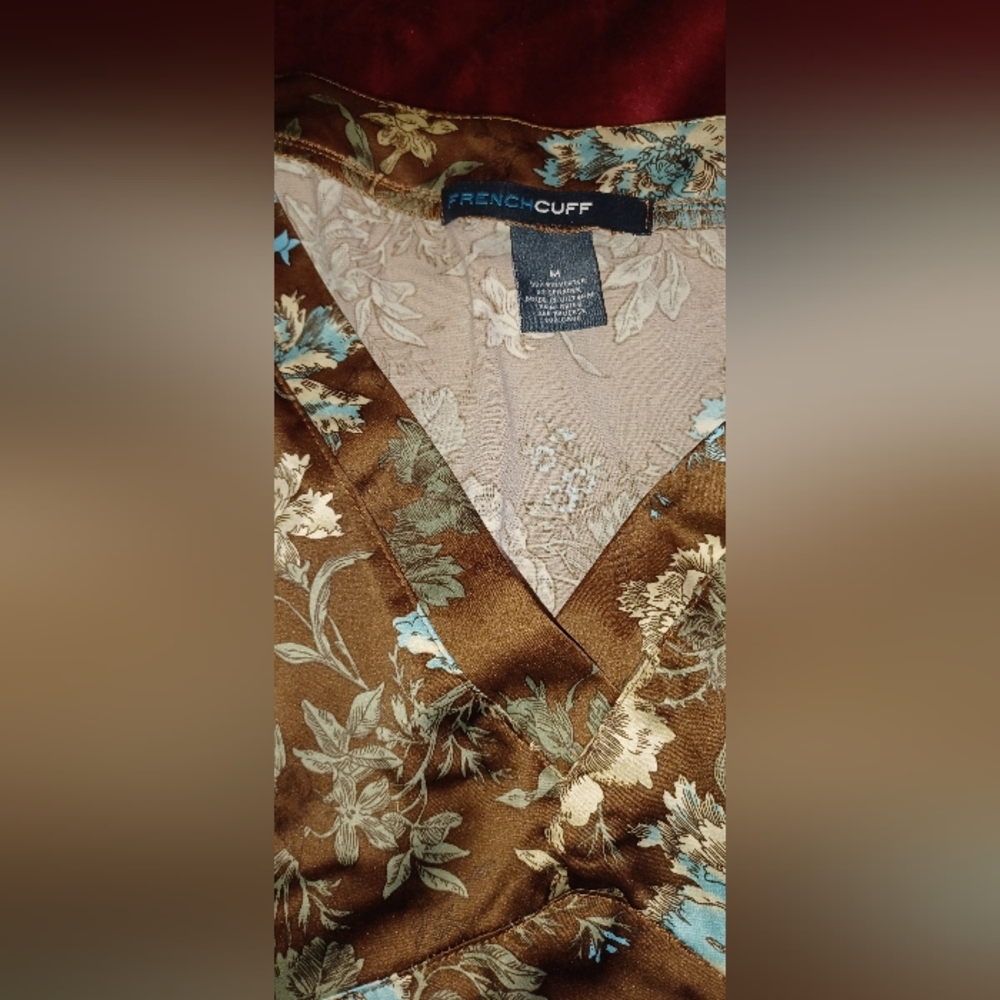 VTG. French Cuff Brown, Blue and Cream Floral Top